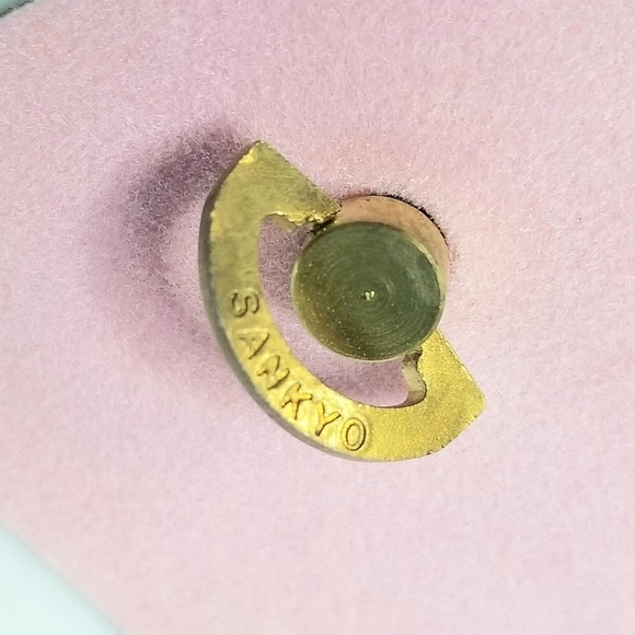 Heritage House Collector Edition Fine Porcelain Floral Square Music Box Trinket - Picture 9 of 9